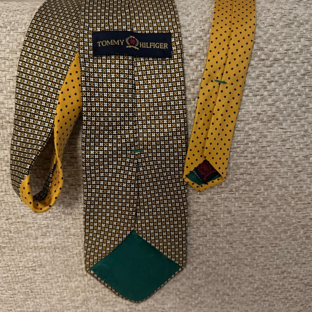 Tommy Hilfiger 100% Silk Two-Pattern Tie, Gold/Green, EUC